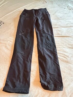 Marmot Women's Black Outdoor Nylon Pants size 6